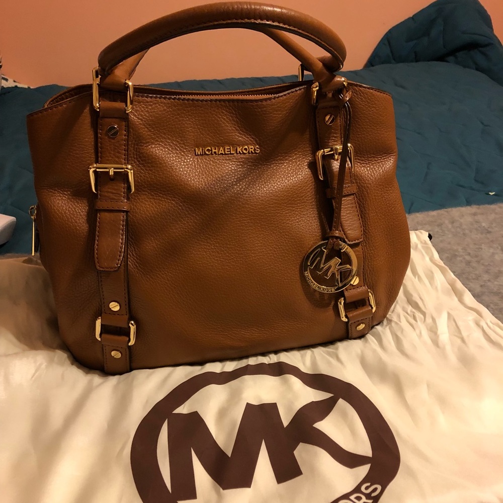 Authentic Leather Michael Kors Shoulder Bag